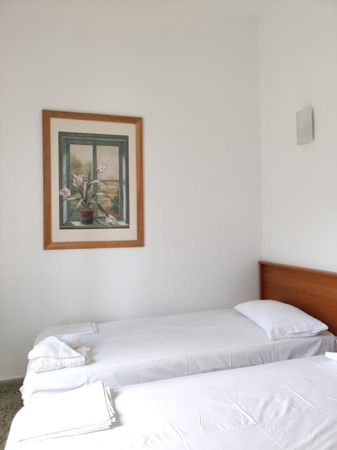 Hotel Ritsa Kaména Voúrla Eksteriør bilde