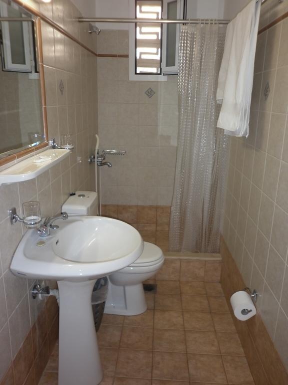 Hotel Ritsa Kaména Voúrla Eksteriør bilde
